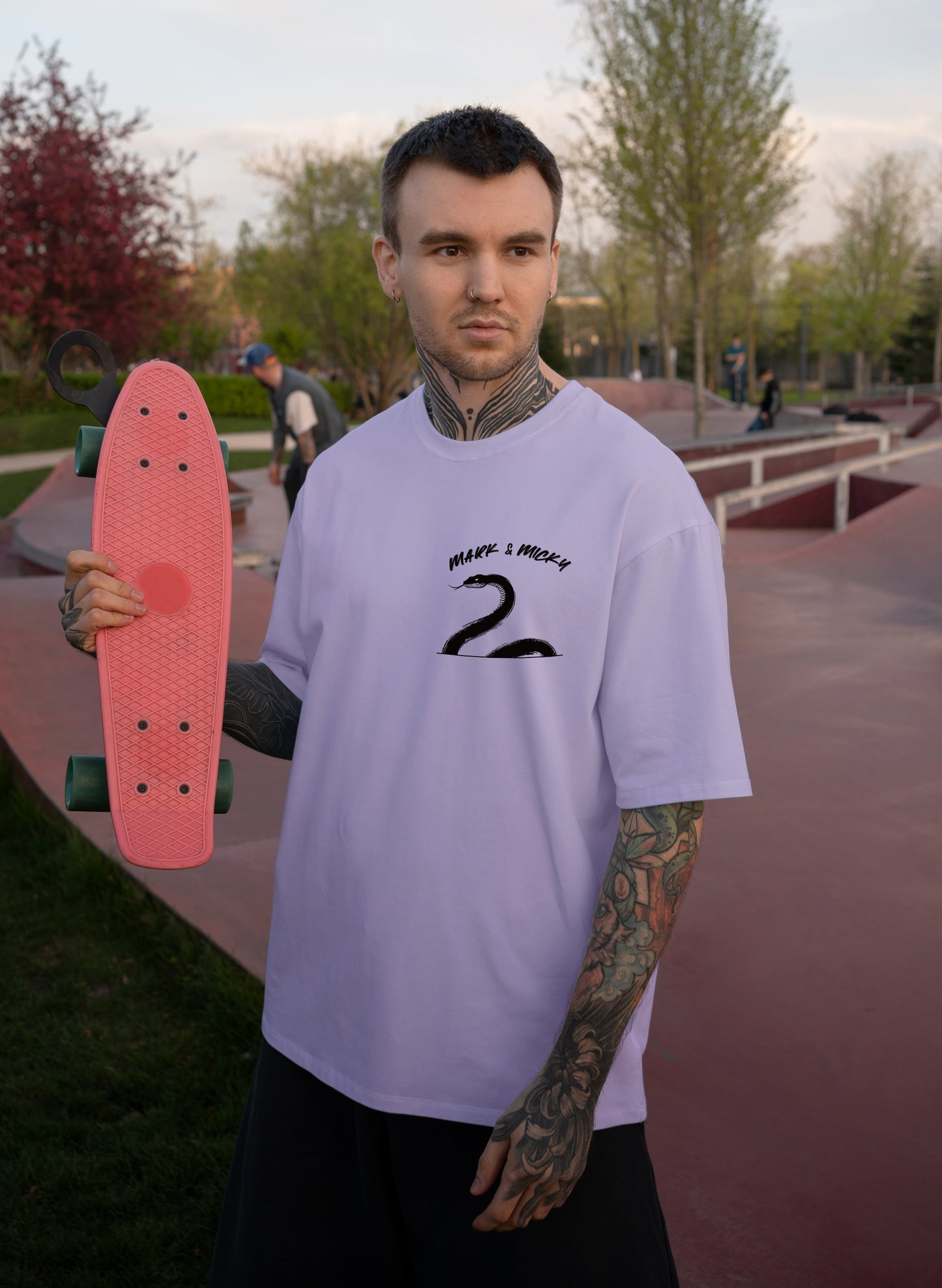 SLITHER SCRIPT COTTON OVERSIZED T-SHIRT