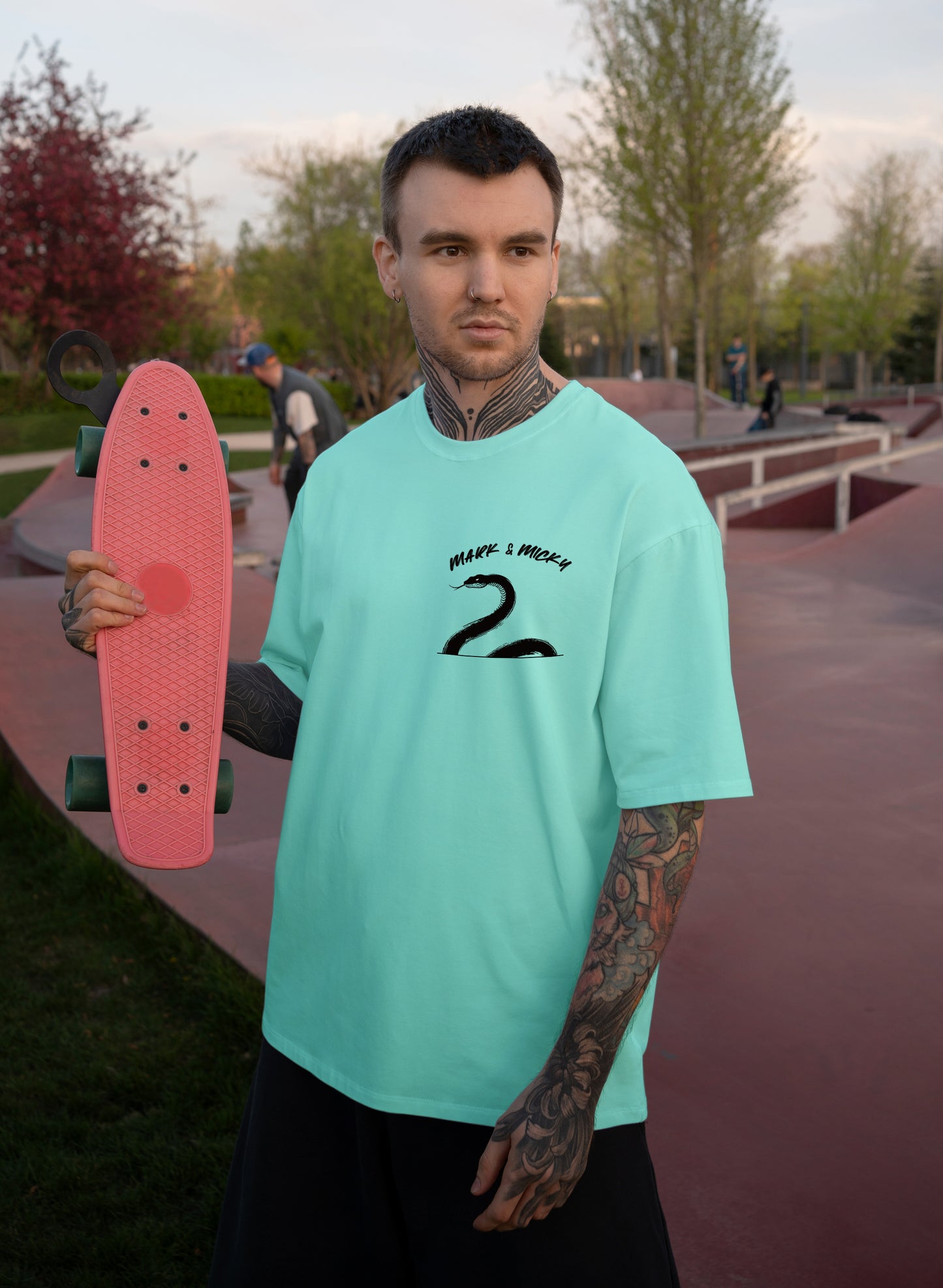 SLITHER SCRIPT COTTON OVERSIZED T-SHIRT