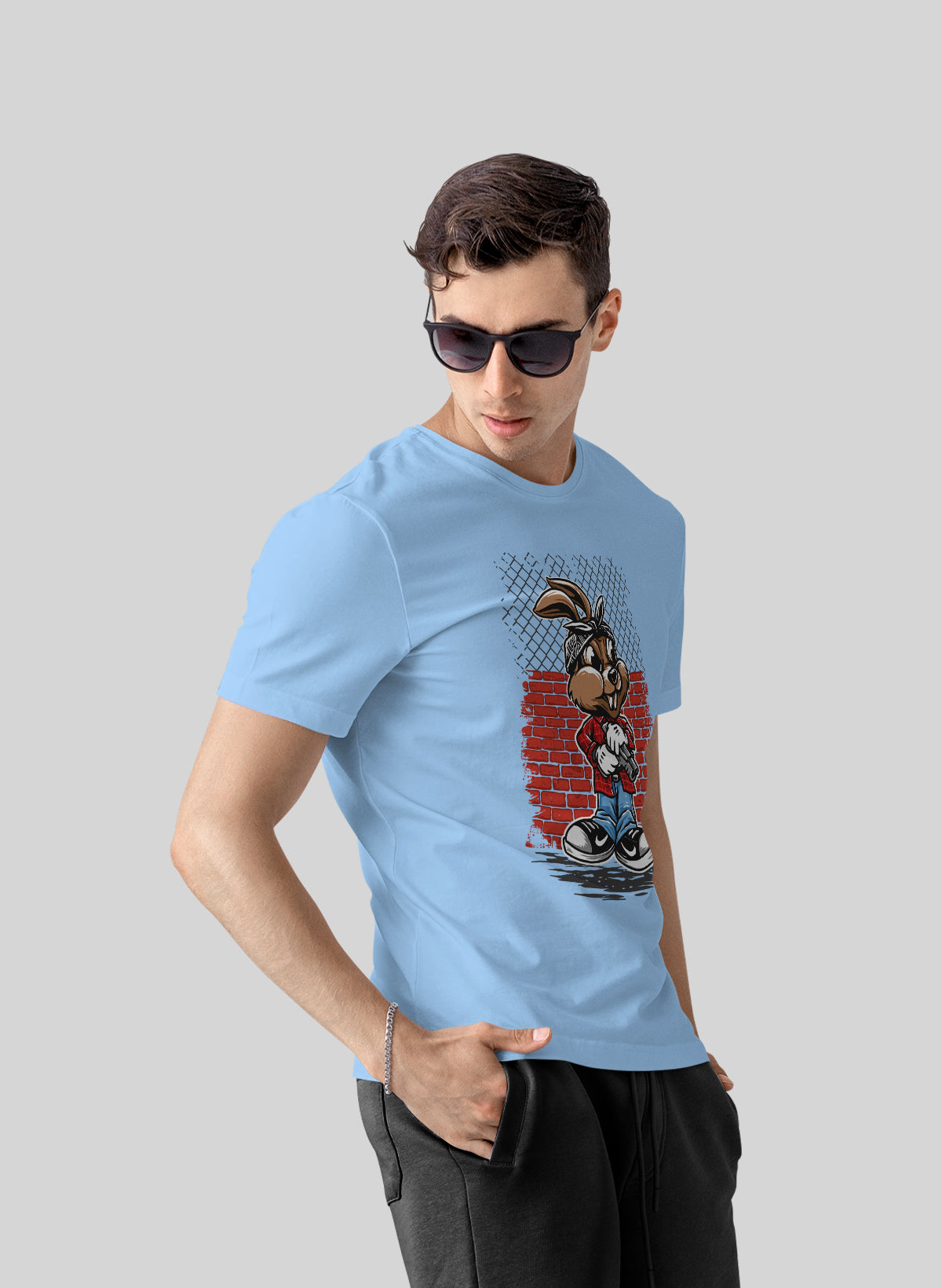 STREETWISE BUNNY CREW NECK T-SHIRT