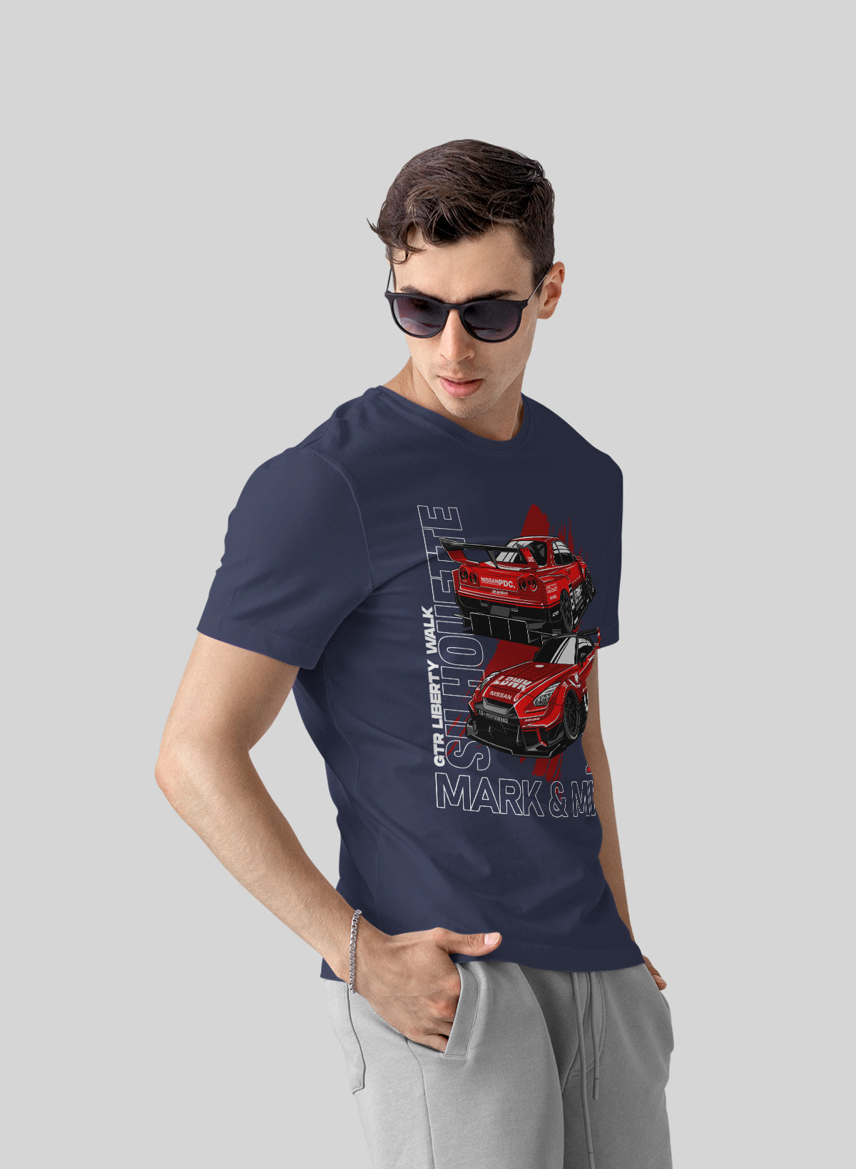 SKYLINE LEGACY GTR EVOLUTION IN RED CREW NECK T-SHIRT