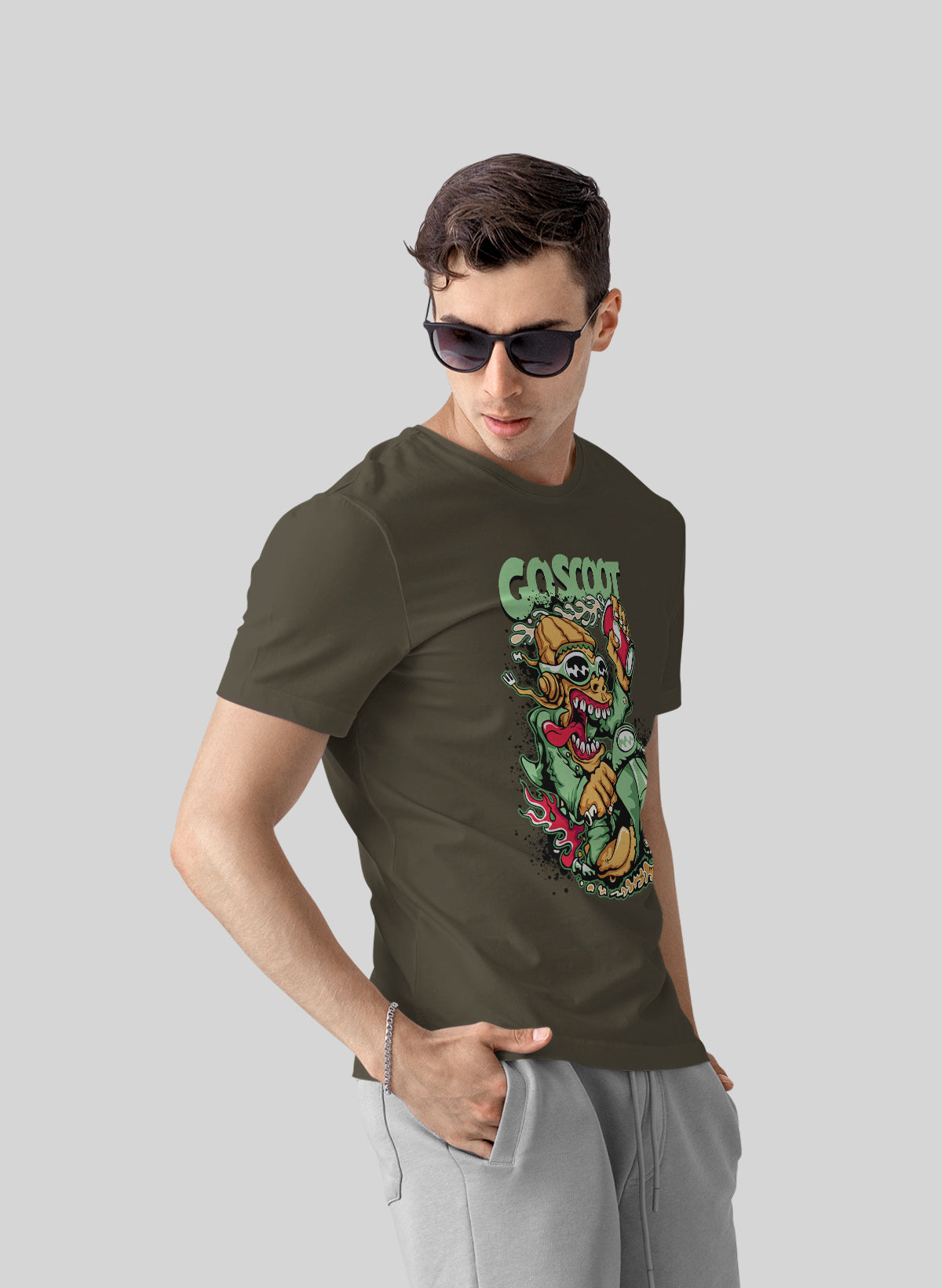 GO SCOOT CREW NECK T-SHIRT