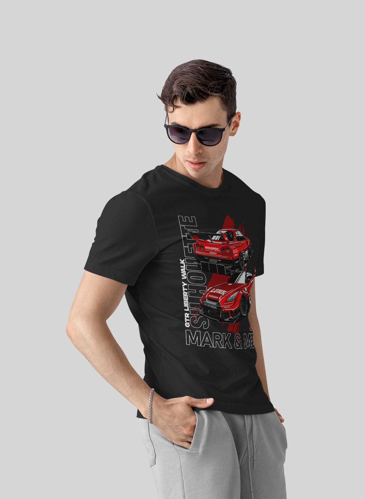 SKYLINE LEGACY GTR EVOLUTION IN RED CREW NECK T-SHIRT