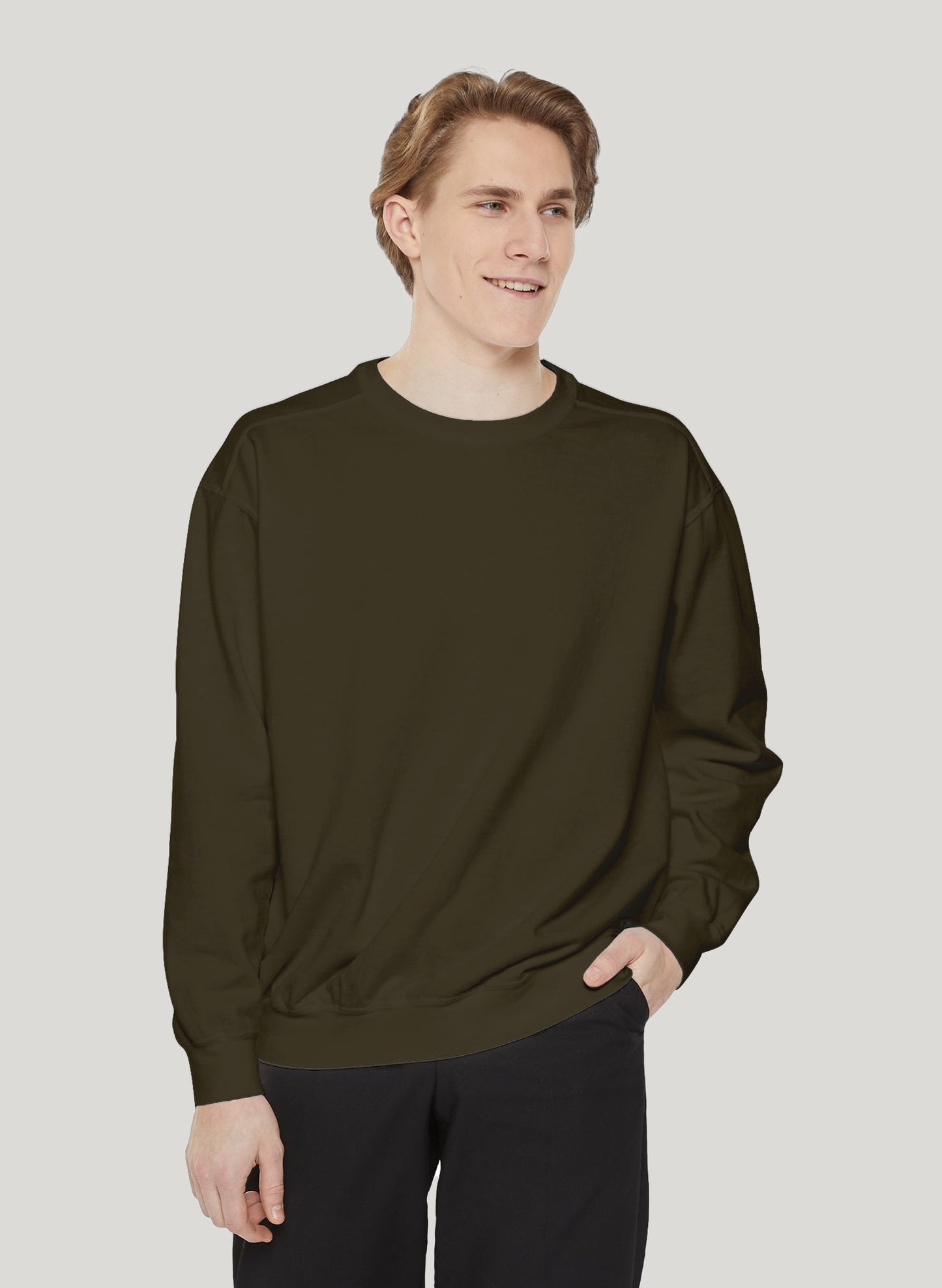 OLIVE CLASSIC SWEATSHIRT