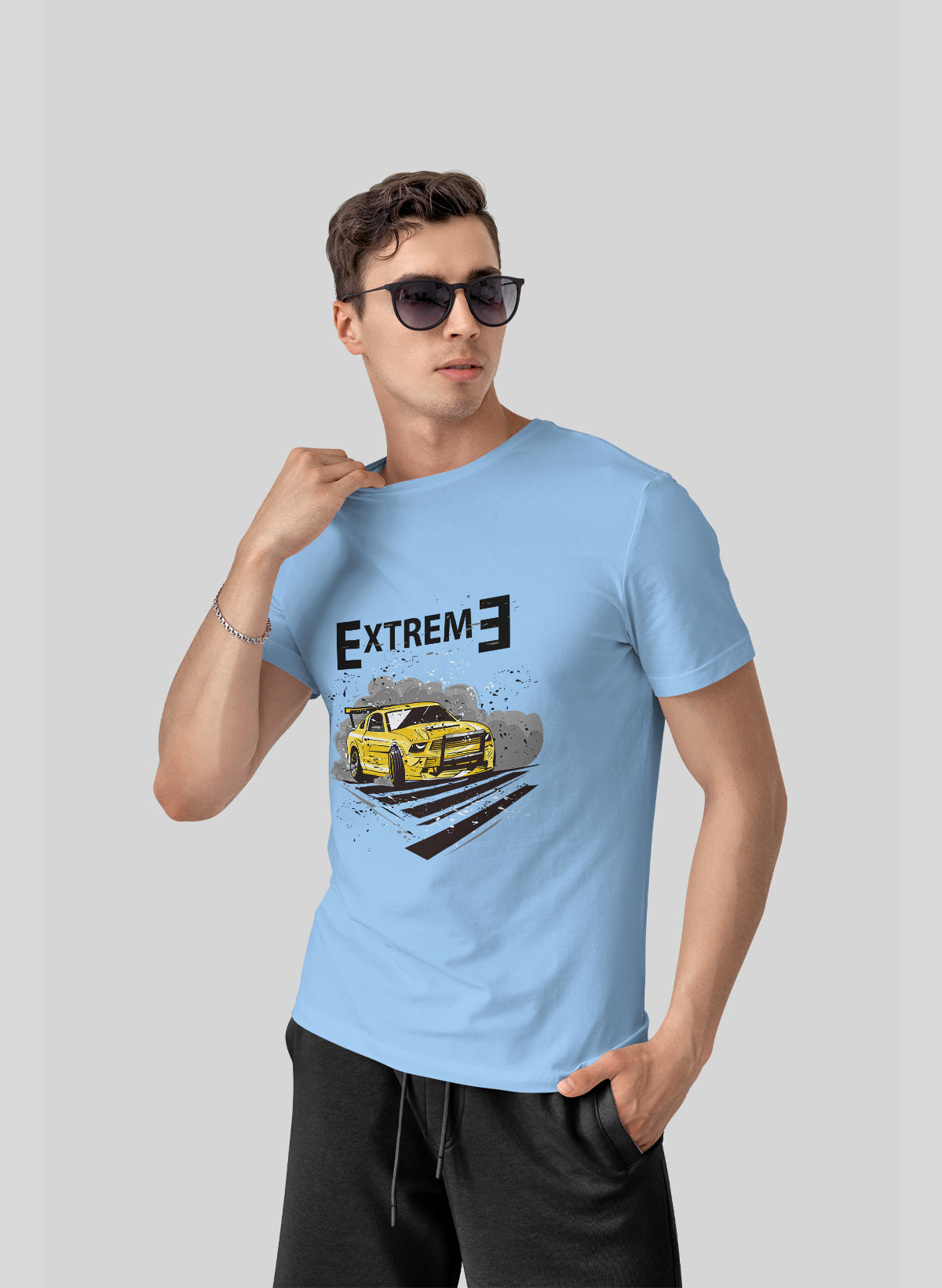 EXTREME DRIFT ON THE ROAD CREW NECK T-SHIRT