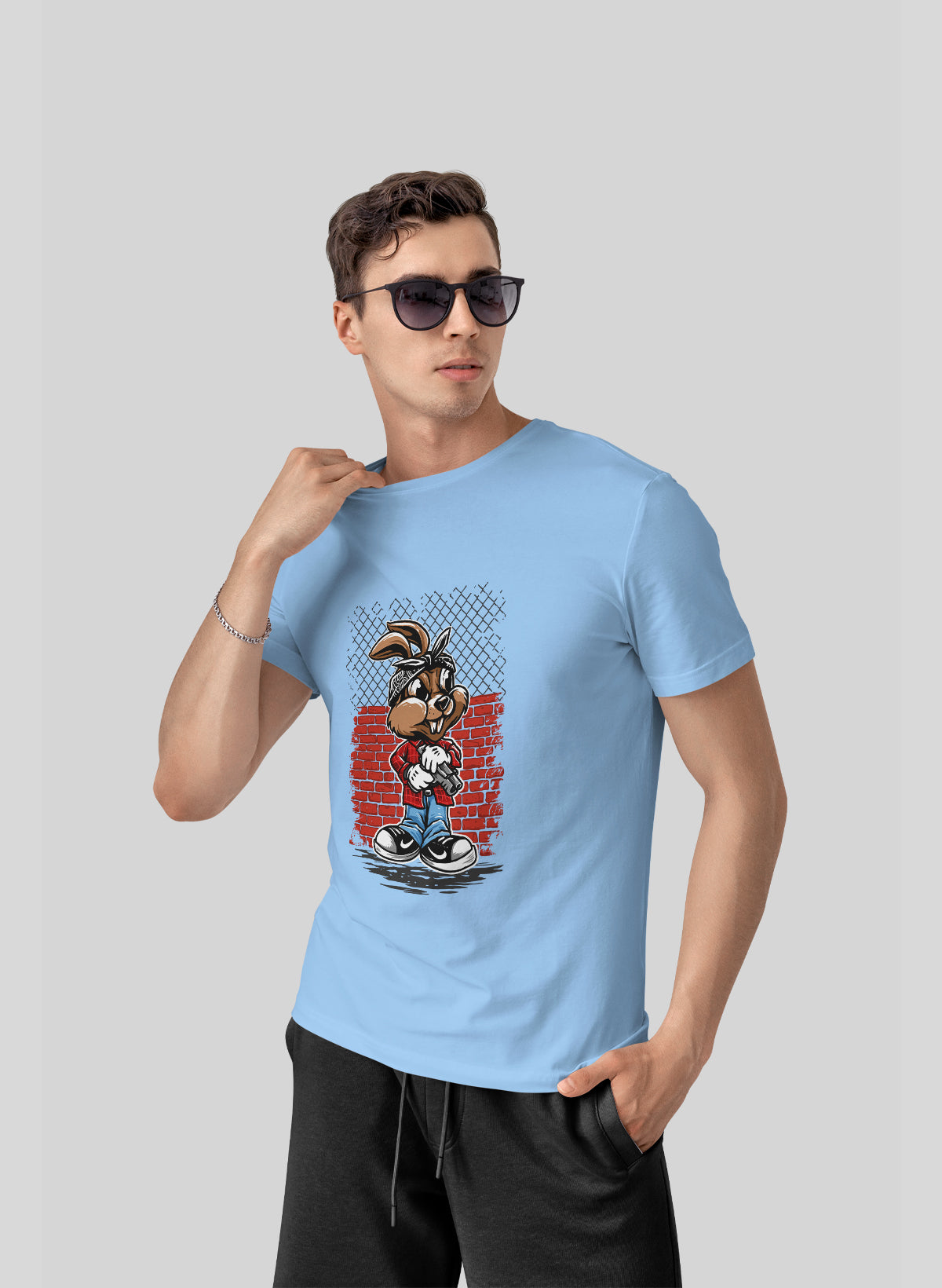 STREETWISE BUNNY CREW NECK T-SHIRT