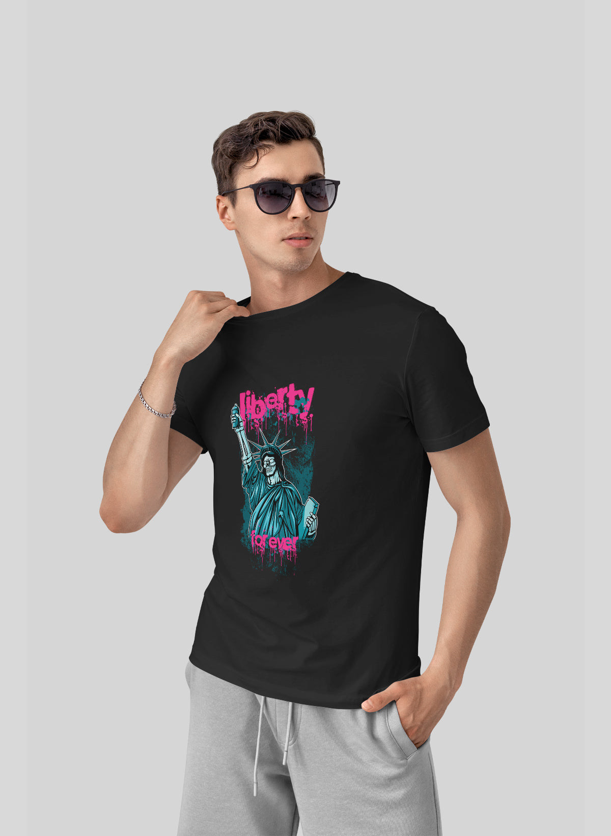 LIBERTY FOREVER CREW NECK T-SHIRT