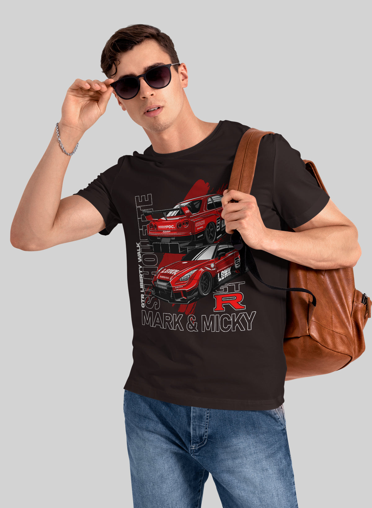 SKYLINE LEGACY GTR EVOLUTION IN RED CREW NECK T-SHIRT