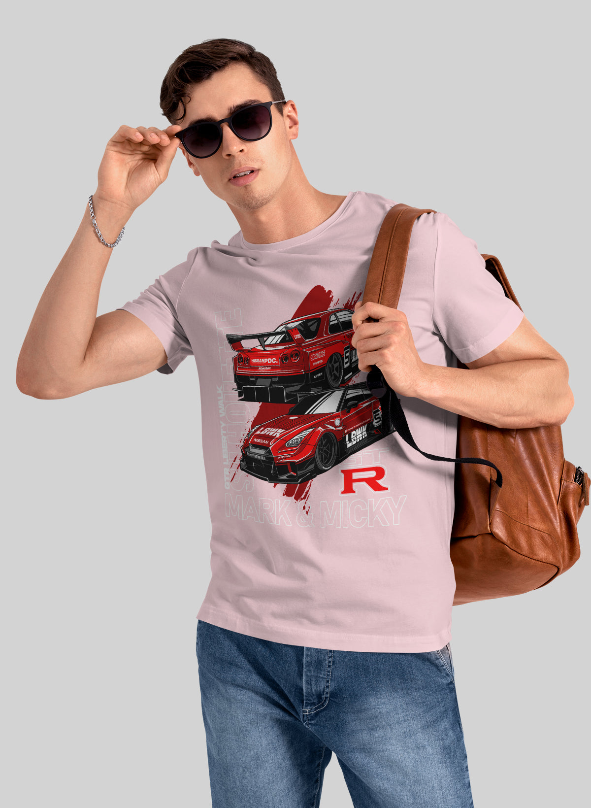 SKYLINE LEGACY GTR EVOLUTION IN RED CREW NECK T-SHIRT