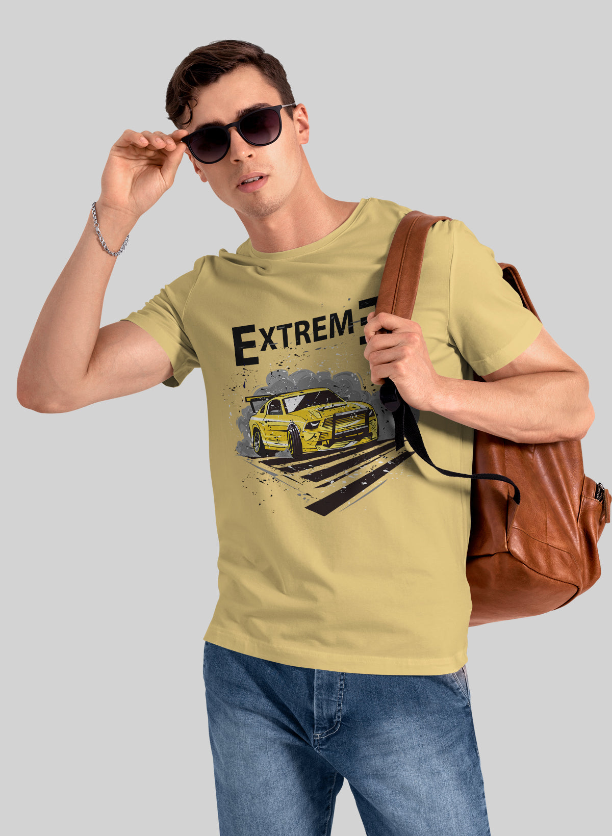 EXTREME DRIFT ON THE ROAD CREW NECK T-SHIRT