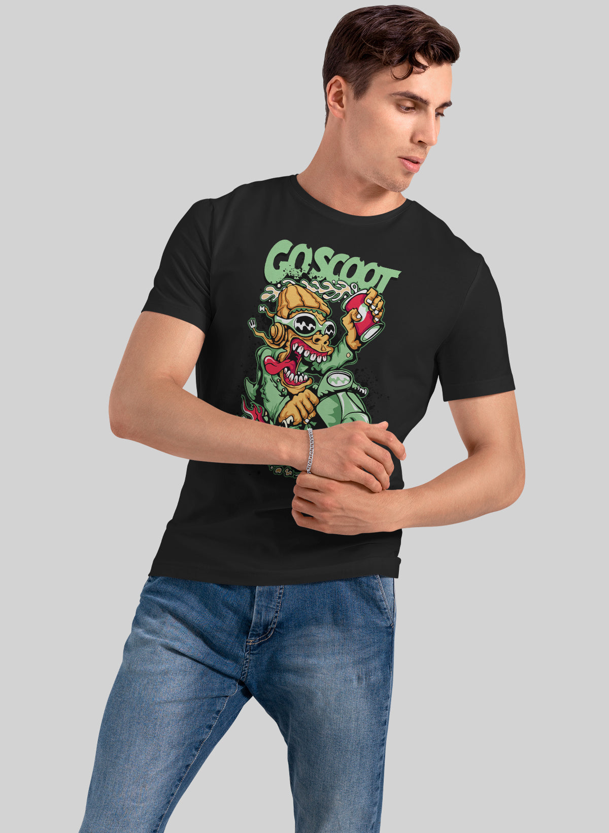 GO SCOOT CREW NECK T-SHIRT