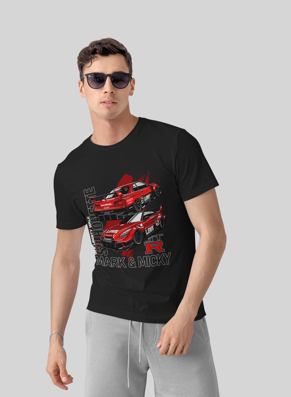 SKYLINE LEGACY GTR EVOLUTION IN RED CREW NECK T-SHIRT