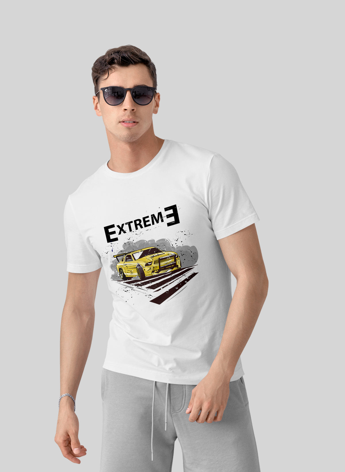 EXTREME DRIFT ON THE ROAD CREW NECK T-SHIRT