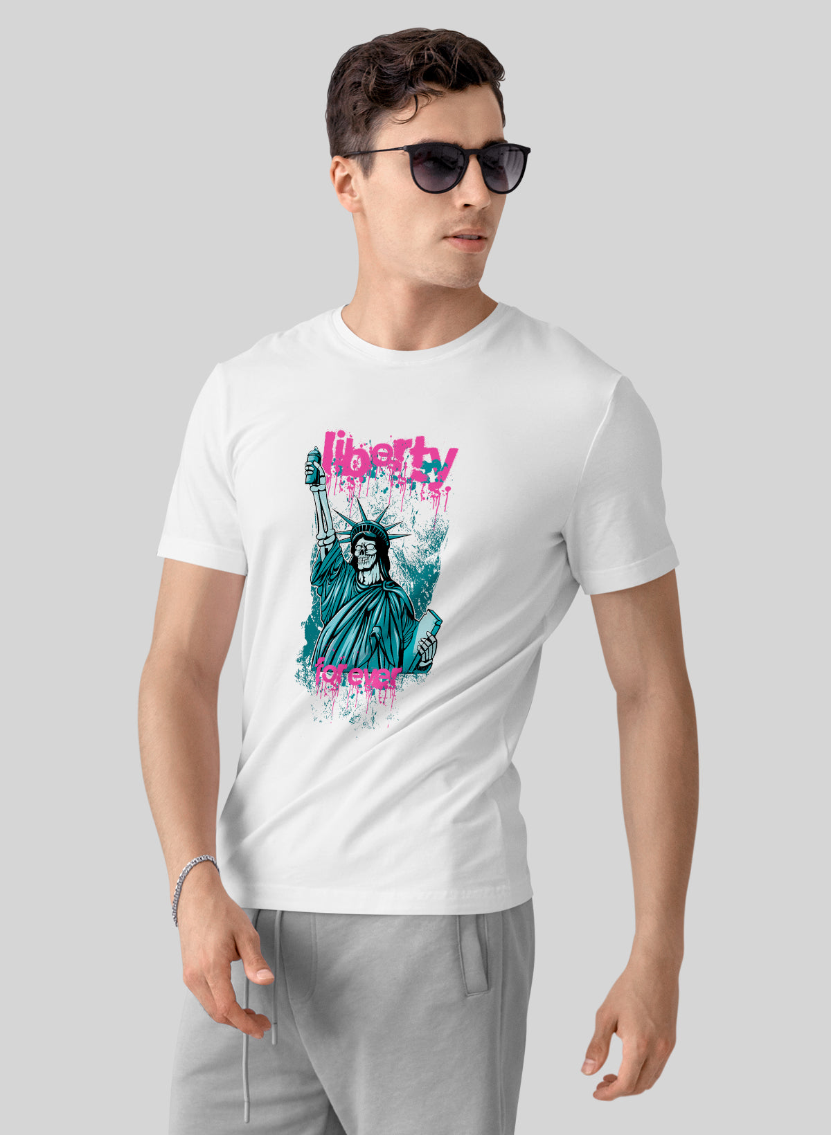 LIBERTY FOREVER CREW NECK T-SHIRT