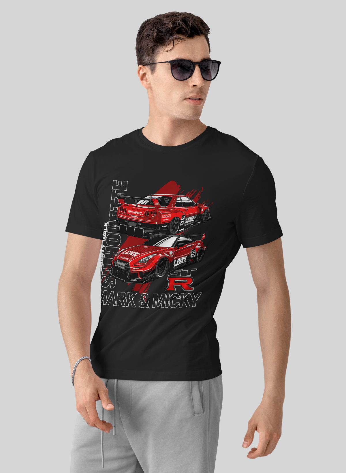 SKYLINE LEGACY GTR EVOLUTION IN RED CREW NECK T-SHIRT