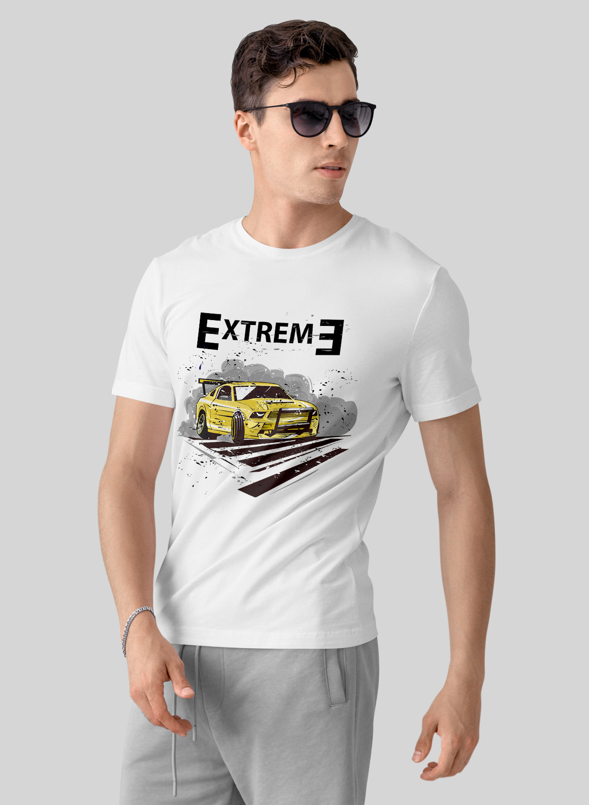 EXTREME DRIFT ON THE ROAD CREW NECK T-SHIRT