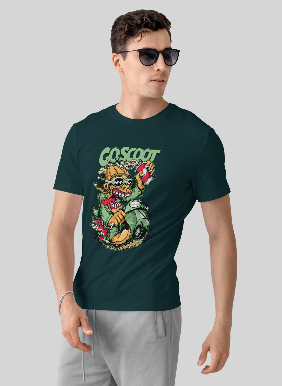 GO SCOOT CREW NECK T-SHIRT