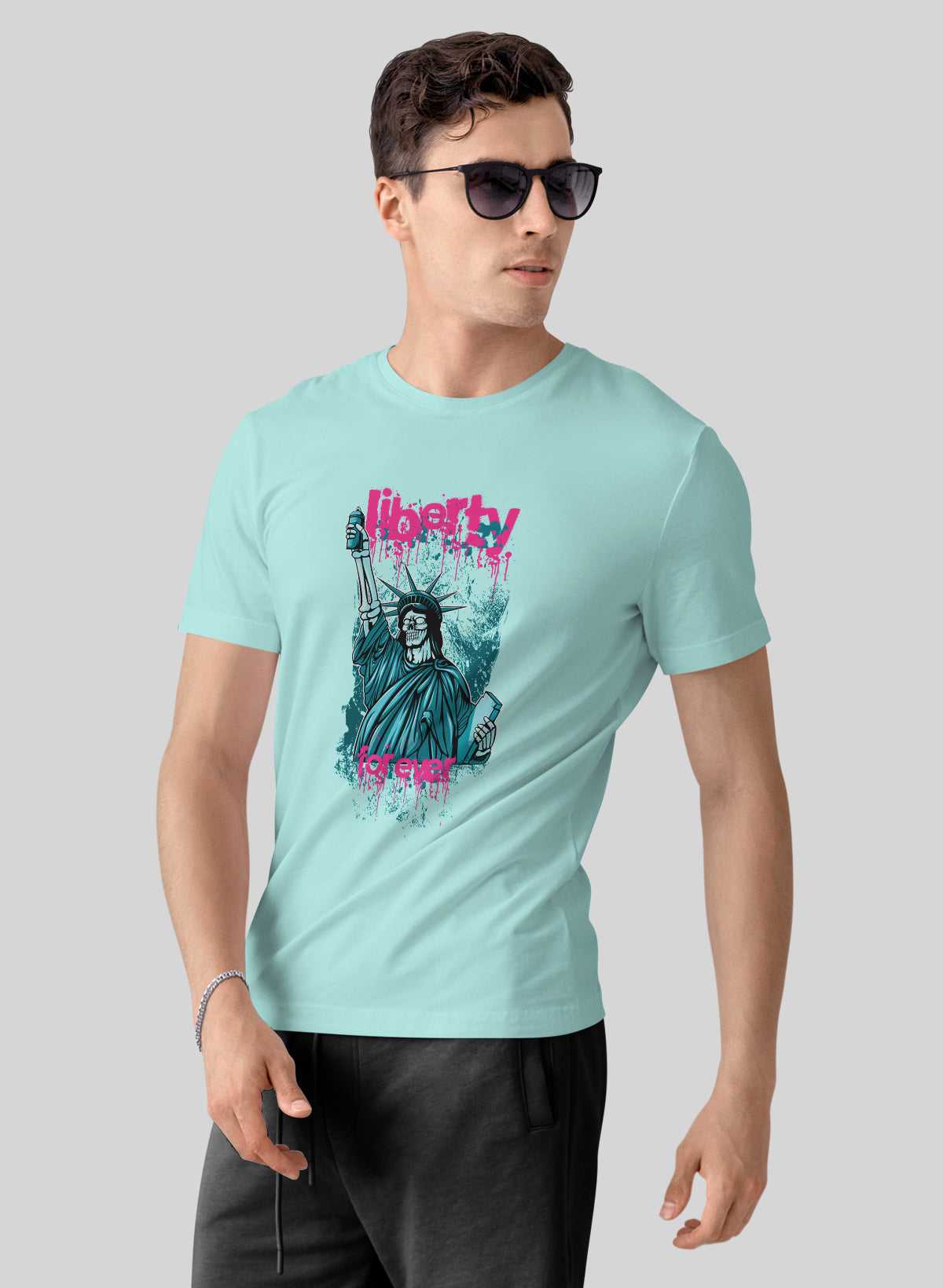 LIBERTY FOREVER CREW NECK T-SHIRT